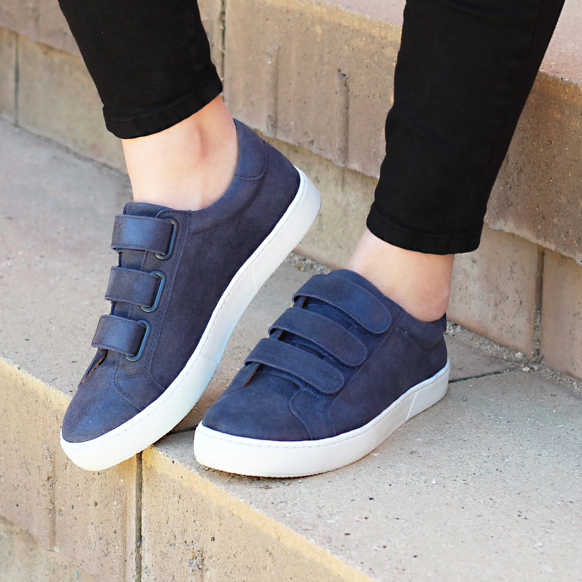 Femme JULES & JENN Baskets | Baskets scratch cuir métallisé bleu