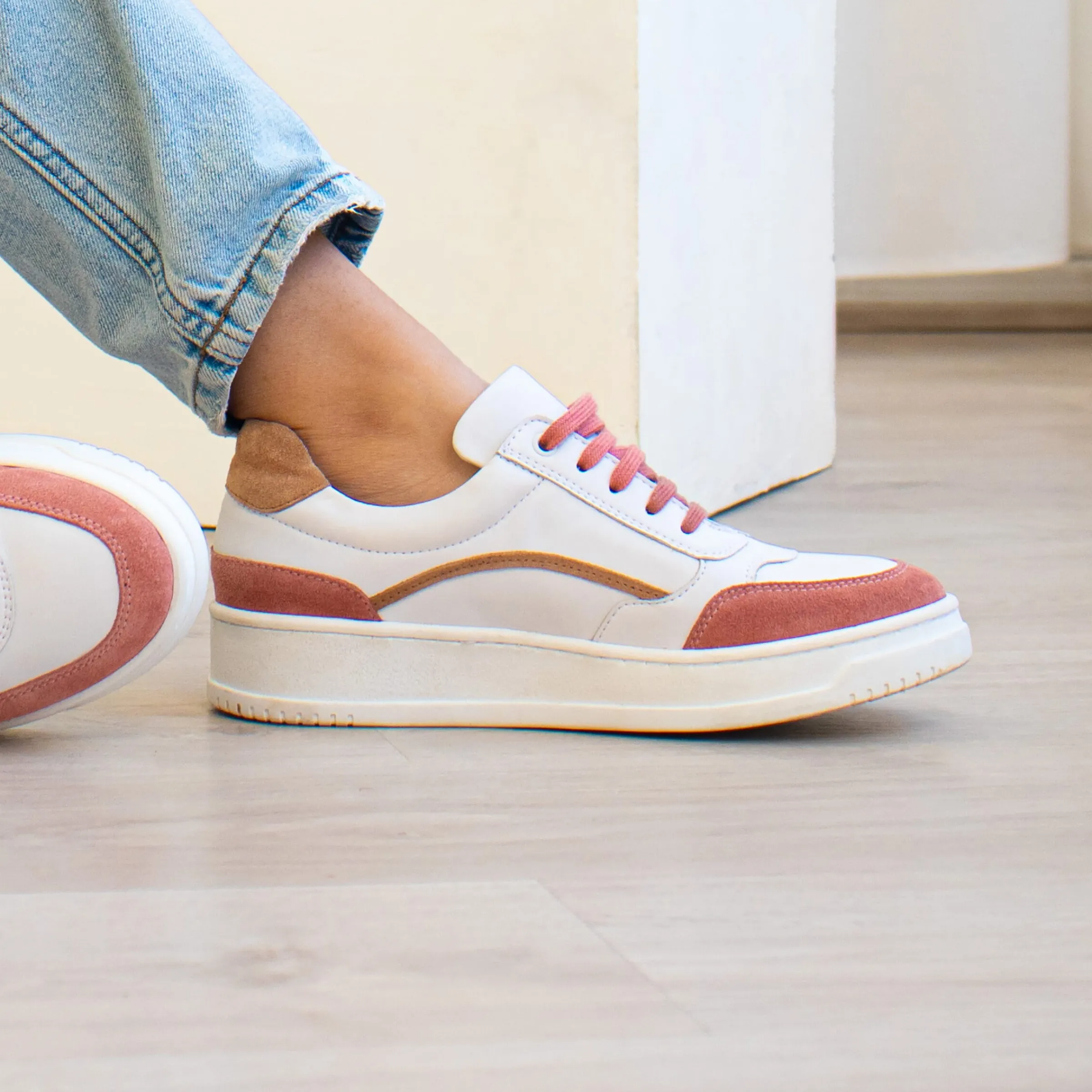 Femme JULES & JENN Baskets | Baskets vintage cuir blanc beige