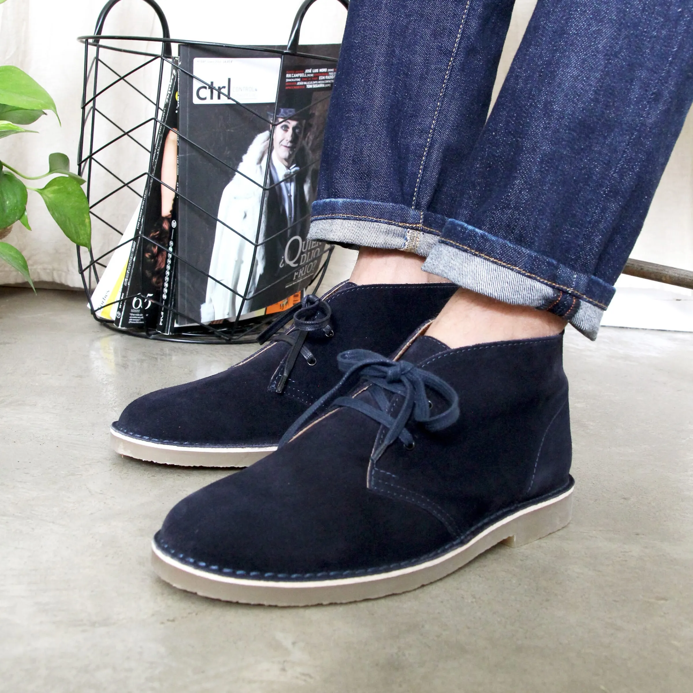 chukka_boots_cuir_daim_bleu_2.webp Homme JULES & JENN Boots | Chukka boots cuir daim bleu
