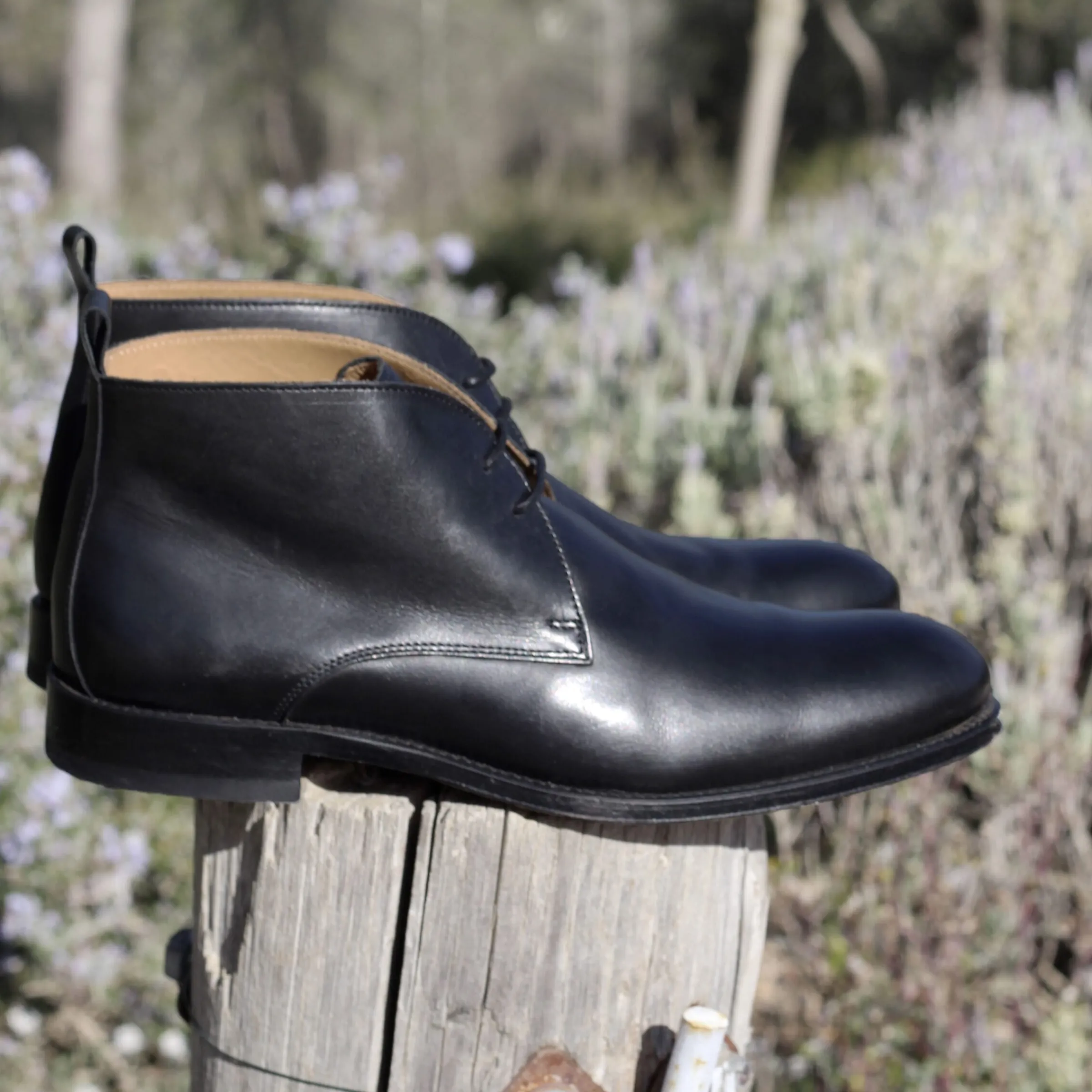 desert_boots_cuir_noir_2.webp Homme JULES & JENN Boots | Desert boots cuir